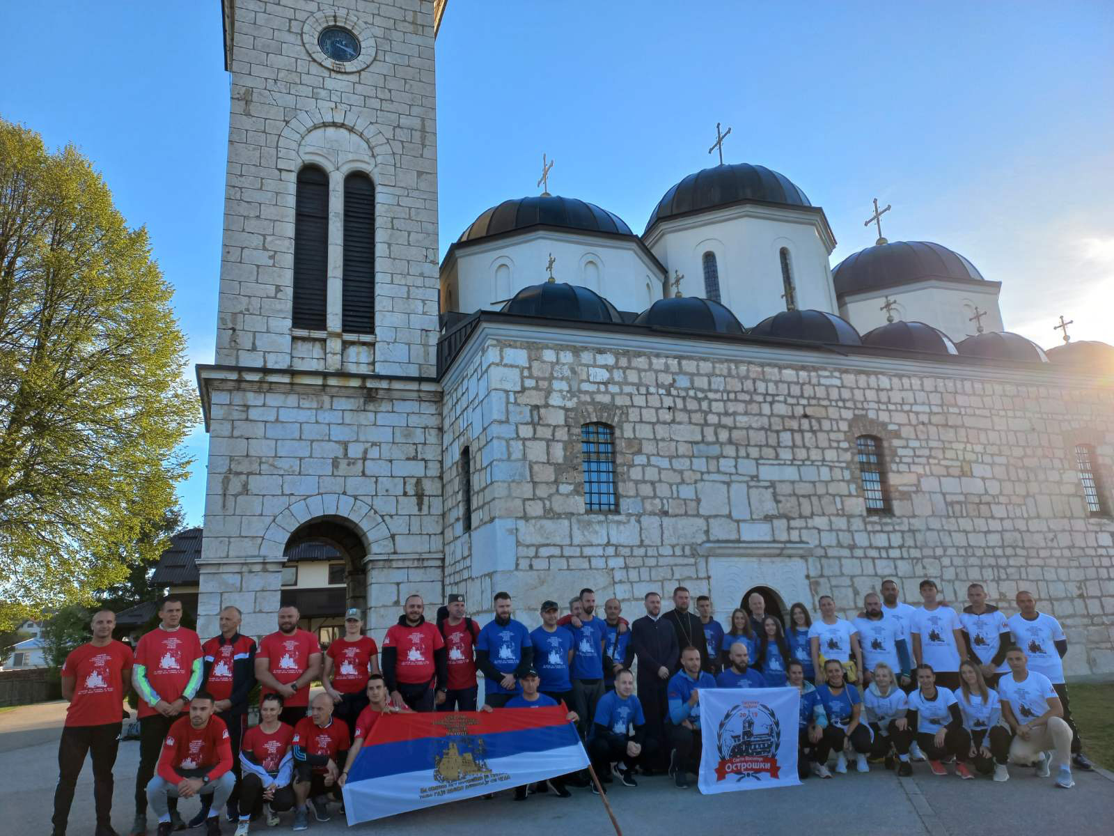 Sa Romanije 33 hodočasnika krenula ka manastiru Ostrog