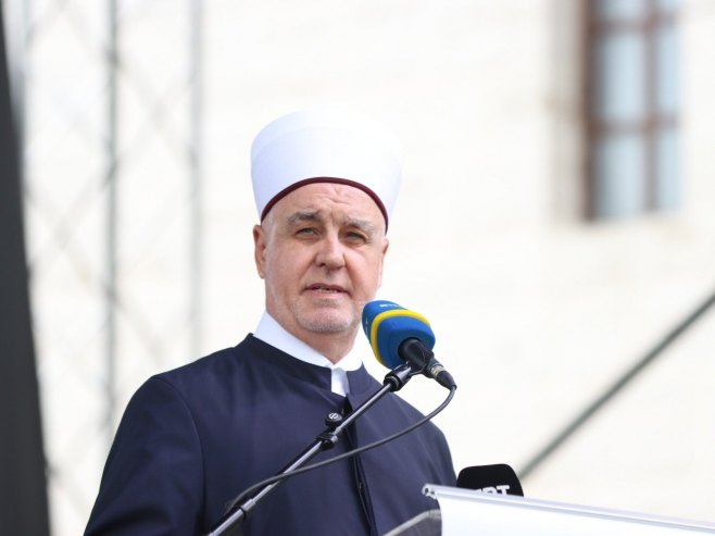Kavazović u Sarajevu predvodio centralnu svečanost povodom Kurban-bajrama