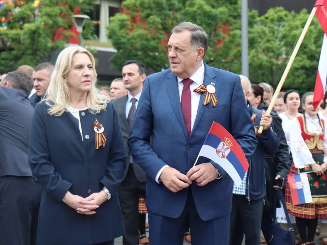 Željka Cvijanović i Milorad Dodik - Foto: predsjednikrs.rs/Borislav Zdrinja