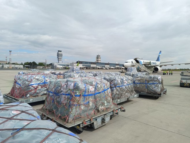 Srbija uputila humanitarnu pomoć stanovnicima Gaze, prvi avion kreće danas (FOTO)
