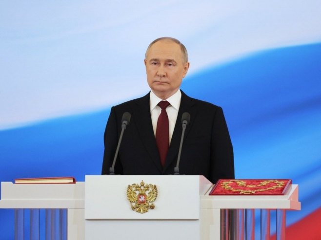 Vladimir Putin (foto: EPA-EFE/ALEXANDER KAZAKOV/SPUTNIK / KREMLIN POOL) - 