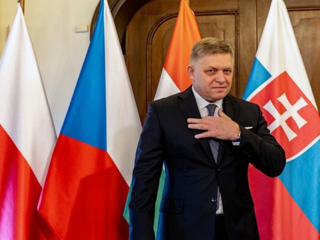 Slovačka Vlada: Fico životno ugrožen