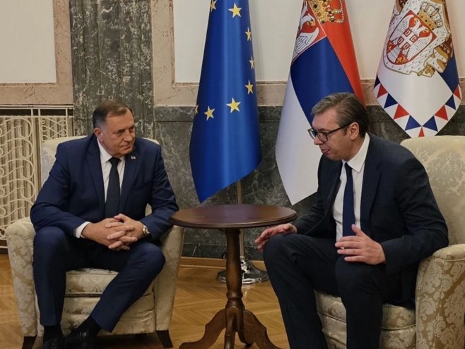 Sastali se Dodik i Vučić: 23. maja zajednički i jedinstveno borićemo se za istinu, ponos i dostojanstvo (FOTO)