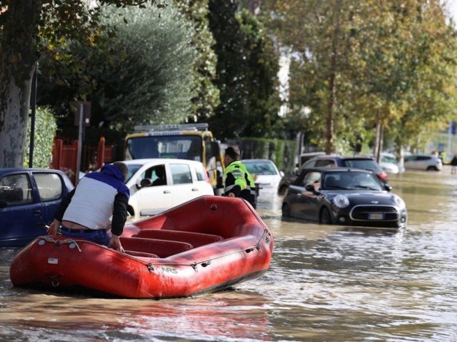 Poplave u Italiji (Foto: EPA-EFE/CLAUDIO GIOVANNINI/arhiv) - 
