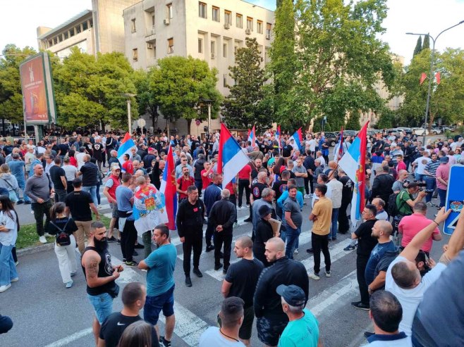 Podgorica - protest - Foto: RTRS