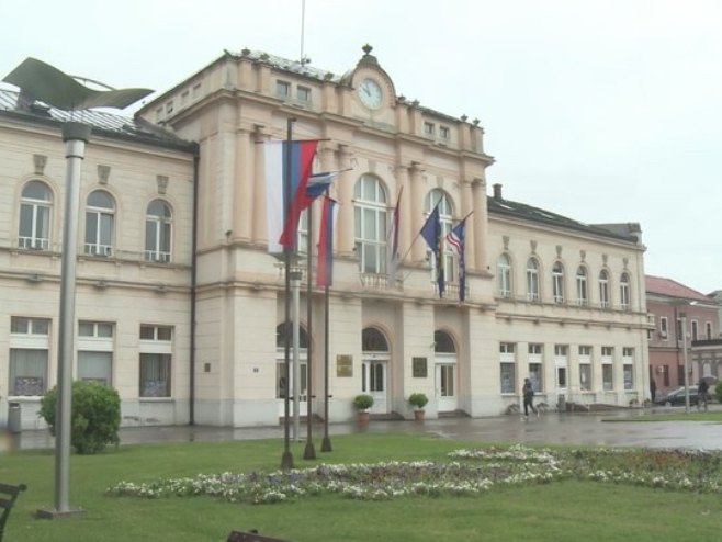 Dugovanja Bijeljine Centru za socijalni rad više stotina hiljada KM (VIDEO)