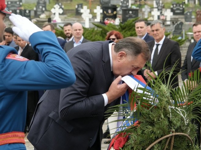 Milorad Dodik (foto: /x.com/MiloradDodik) - 