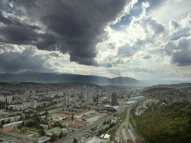 Sarajevo (Foto: EPA/SZILARD KOSZTICSAK / POOL HUNGARY OUT) - 