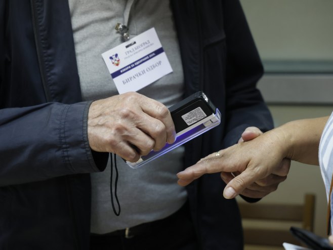 Vučić: Izbori će biti 25. oktobra