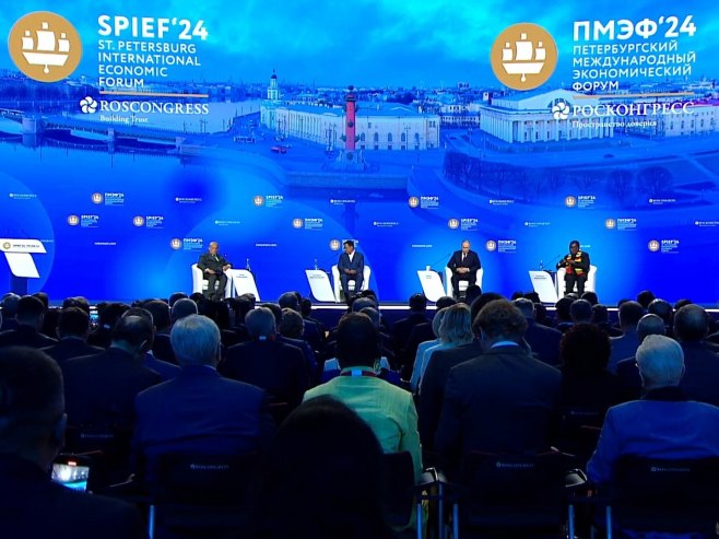 Vladimir Putin, SPIEF (foto: forumspb.com - screenshot) - 
