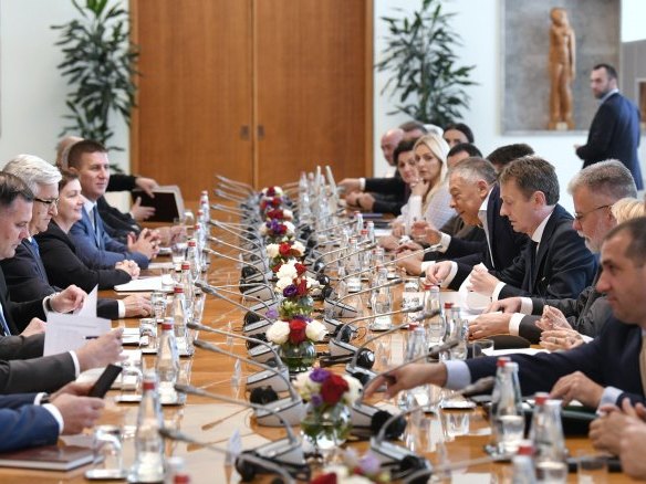 Ministarstva Republike Srpske i Srbije (FOTO: TANJUG/ MIT/ GORAN ZLATKOVIĆ/ nr) Ministarstva Republike Srpske i Srbije (FOTO: TANJUG/ MIT/ GORAN ZLATKOVIĆ/ nr) -