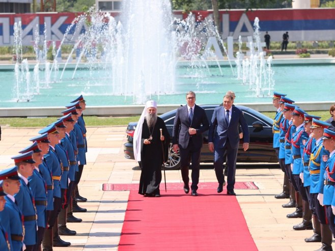 Patrijarh Porfirije, Dodik i Vučić Patrijarh Porfirije, Dodik i Vučić - Foto: predsjednikrs.rs/Borislav Zdrinja