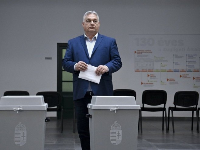 Viktor Orban (Foto: EPA-EFE/Szilard Koszticsak) - 