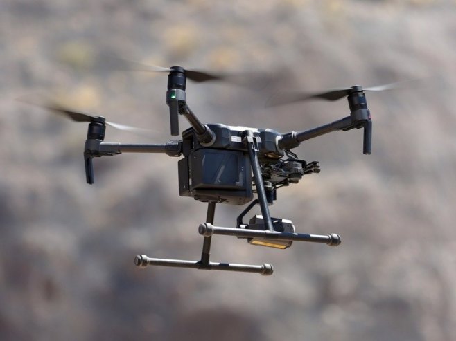 Dron (Foto: EPA/CRISTOBAL GARCIA, ilustracija) - 