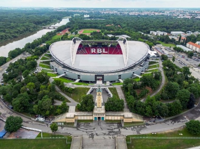 Stadion u Lajpcigu (Foto: EPA-EFE/HANNIBAL HANSCHKE, ilustracija) - 