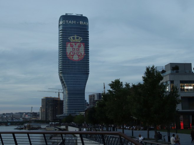Kula Beograd zasijala povodom velikog srpskog praznika (VIDEO)