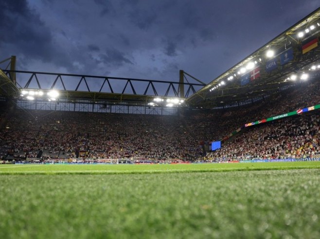 Stadion u Dortmundu (Foto: EPA-EFE/CHRISTOPHER NEUNDORF) - 