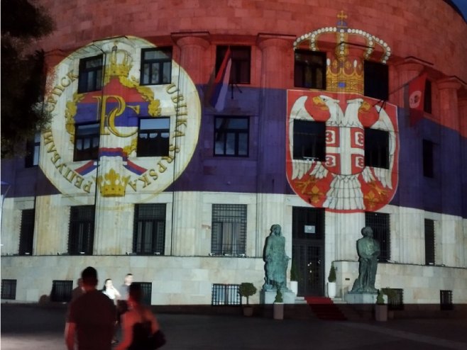 Dodik: Zastave Srpske i Srbije - poruka zajedničke budućnosti