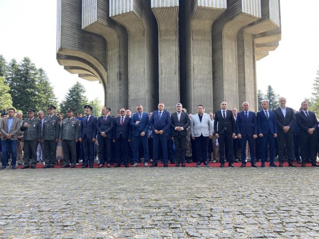 Parastos na Mrakovici, povodom obilježavanja 82 godine od bitke na Kozari - Foto: RTRS