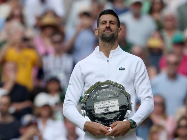 Novak Đoković (foto: EPA-EFE/NEIL HALL) - 