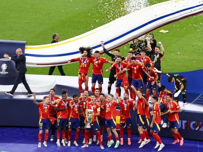 Španija pobjednik EURO 2024.  (Foto: EPA-EFE/HANNIBAL HANSCHKE) - 