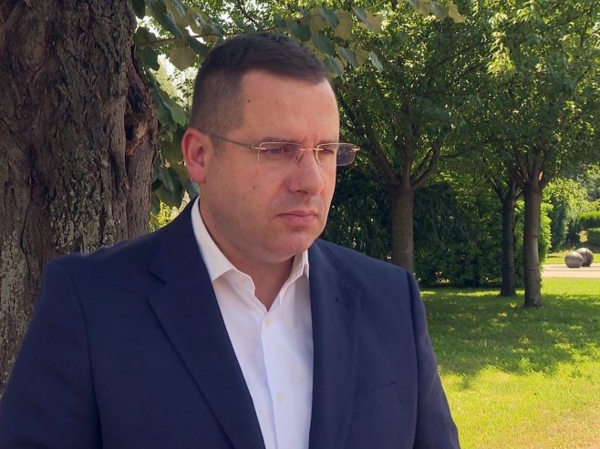 Kovačević: Helezu i Konakoviću sporno sve što dolazi iz Srbije (VIDEO)