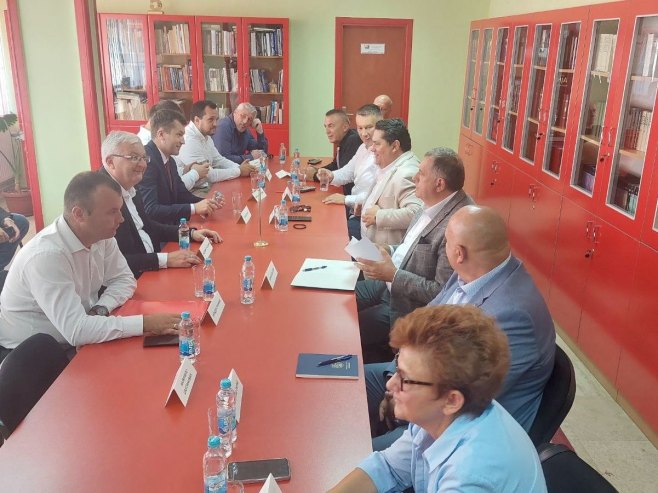 Dodik u Srebrenici; Sastanak o zajedničkom kandidatu za načelnika opštine (FOTO)