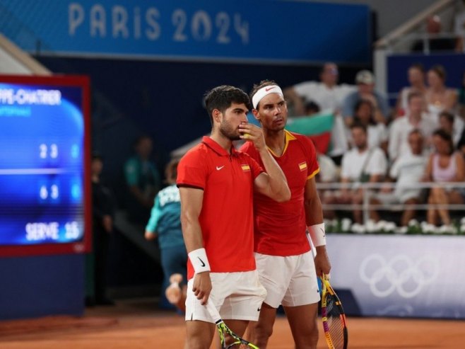Alkaraz i Nadal (Foto: EPA/DANIEL IRUNGU) - 