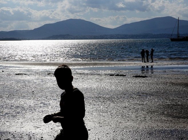 Izuzetno visoke temperature u Grčkoj (forto: EPA-EFE/ORESTIS PANAGIOTOU) - 