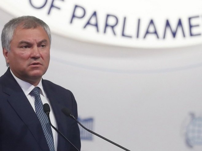 Vjačeslav Volodin (foto: EPA-EFE/MAXIM SHIPENKOV) - 