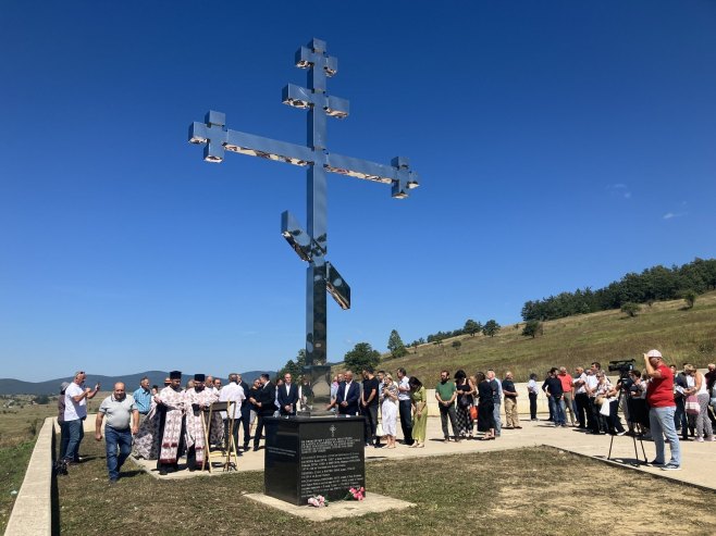 Na Petrovačkoj cesti obilježavanje 29 godina od bombardovanja srpske izbjegličke kolone (FOTO)