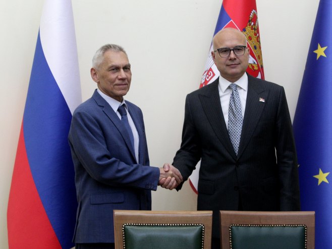 Miloš Vučević i Aleksandar Bocan-Harčenko (foto: TANJUG/ SAVA RADOVANOVIĆ) - 