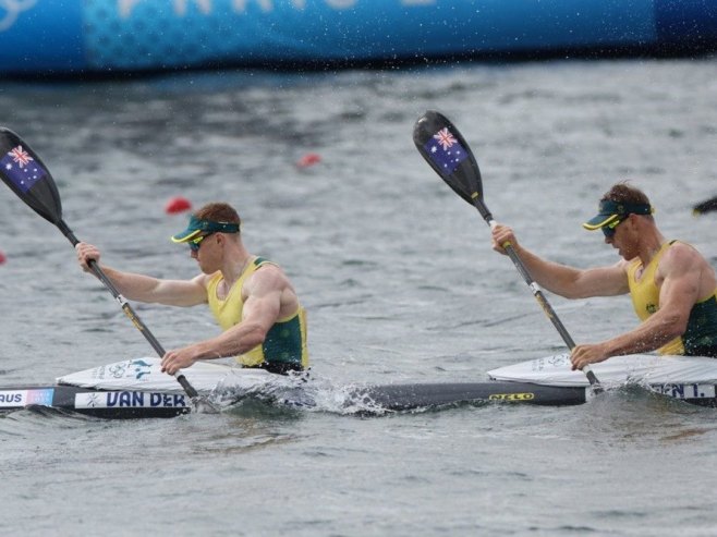 Kajak tim iz Australije (Foto: EPA/MAXIM SHIPENKOV) - 