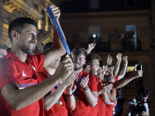 Novak Đoković na dočeku olimpijaca (foto: TANJUG/ RADE PRELIĆ/ bg) - 