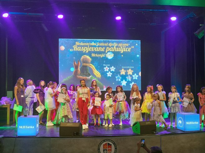 Mrkonjić Grad, festival dječije pjesme "Raspjevane pahuljice" - Foto: SRNA