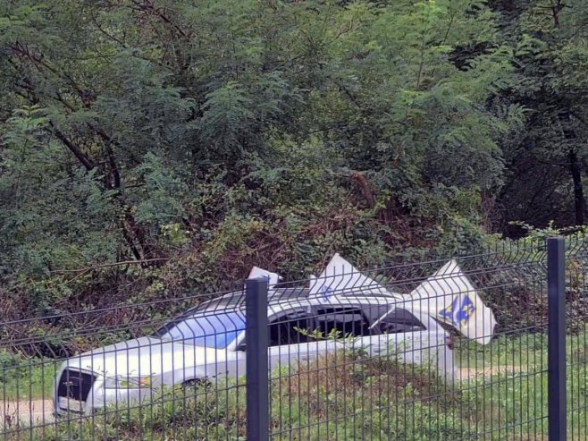 Zavidovići, ratne zastave takozvane Armije BiH - Foto: SRNA