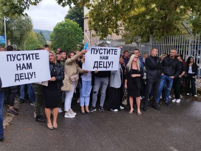 Protest na KiM (Foto: TANJUG/ STR) - 