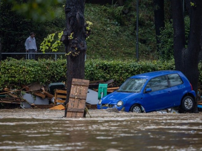 Poljska poplave (foto: EPA-EFE/MARTIN DIVISEK) - 