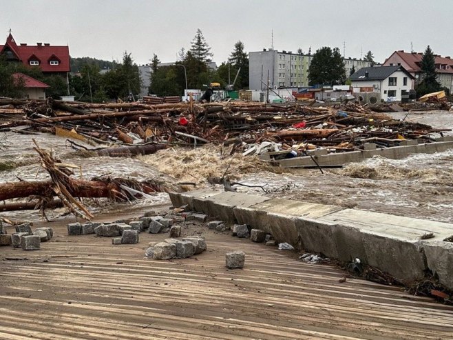 Poplave u Poljskoj (Foto: EPA/MICHAL MEISSNER POLAND OUT) - 