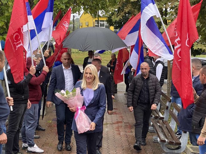 Željka Cvijanović u Stanarima - Foto: RTRS