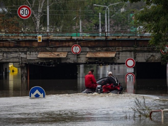 Poplave u centralnoj Evropi (Foto: EPA/MARTIN DIVISEK) - 