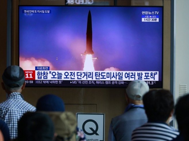 Raketa Sjeverne Koreje (Foto: EPA/JEON HEON-KYUN) - 