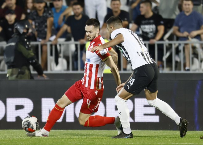 Partizan - Crvena zvezda (foto: TANJUG/ MARKO ĐOKOVIĆ) - 