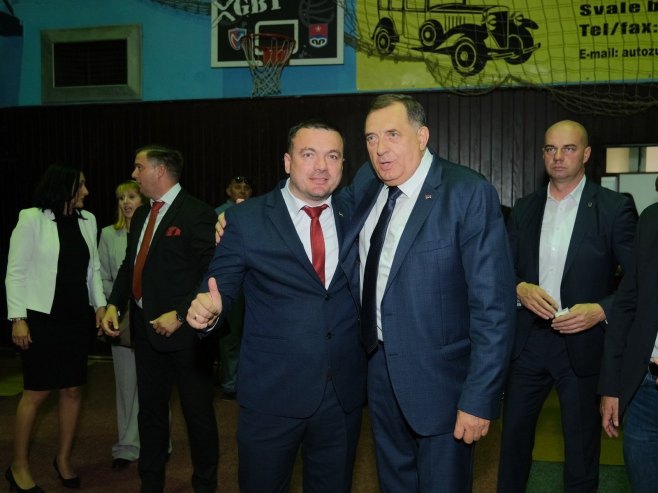 Milorad Dodik i Duško Došenović (foto: https://x.com/MiloradDodik) - 