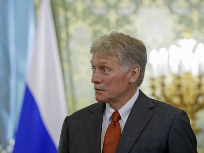 Dmitri Peskov (foto: EPA-EFE/MAXIM SHEMETOV/REUTERS) - 