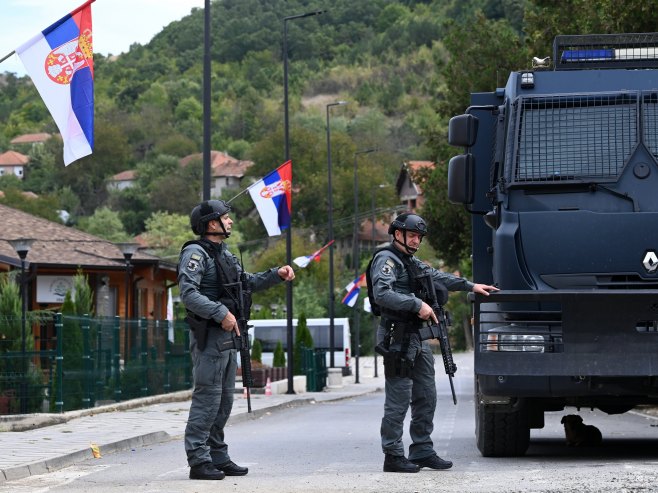 Tzv. kosovska policija (Foto: EPA-EFE/GEORGI LICOVSKI/ilustracija) - 