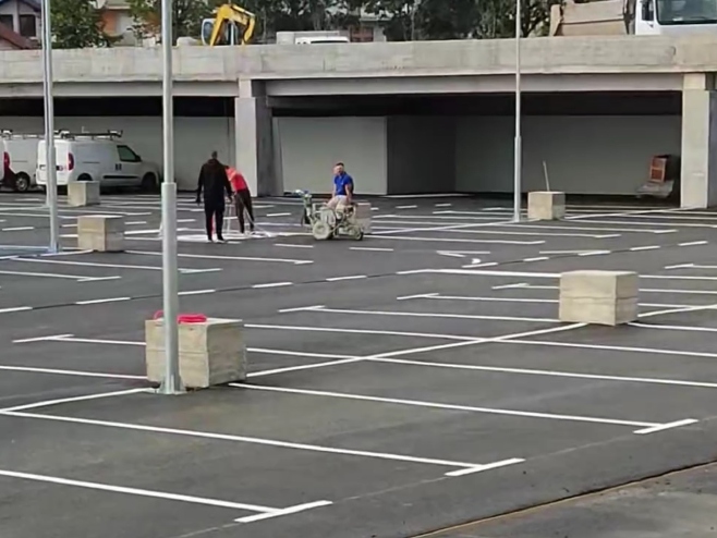 Parking UKC Parking UKC - Foto: RTRS