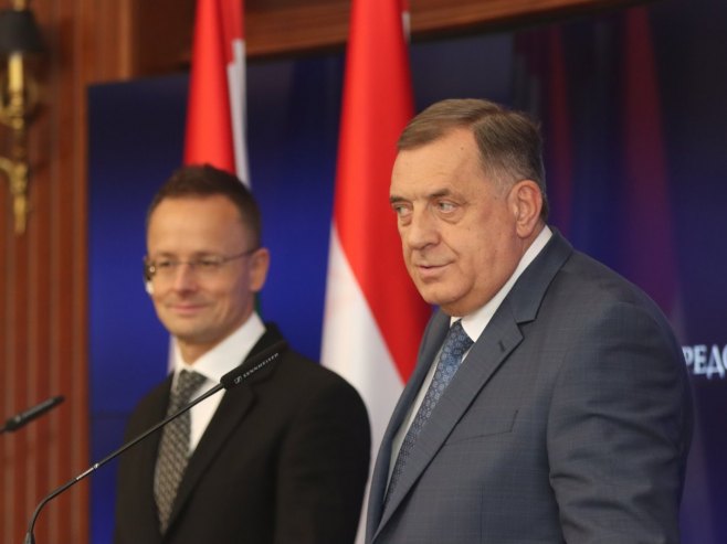 Dodik i Sijarto - Foto: predsjednikrs.rs/Borislav Zdrinja