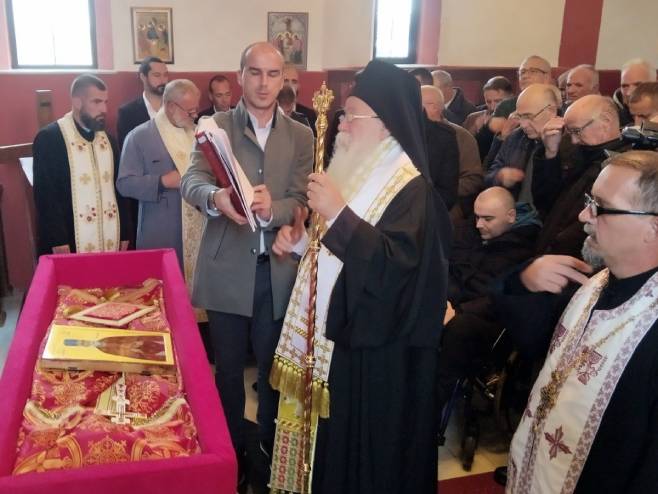 Prenesene mošti Sveštenomučenika Marka Popovića iz Bugojna u Blagaj - Foto: RTRS