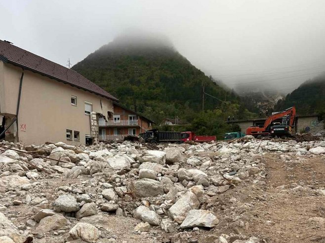 Civilna zaštita HNK: Nastavljaju se aktivnosti na zbrinjavanju ljudi i sanaciji terena u Јablanici i Konjicu